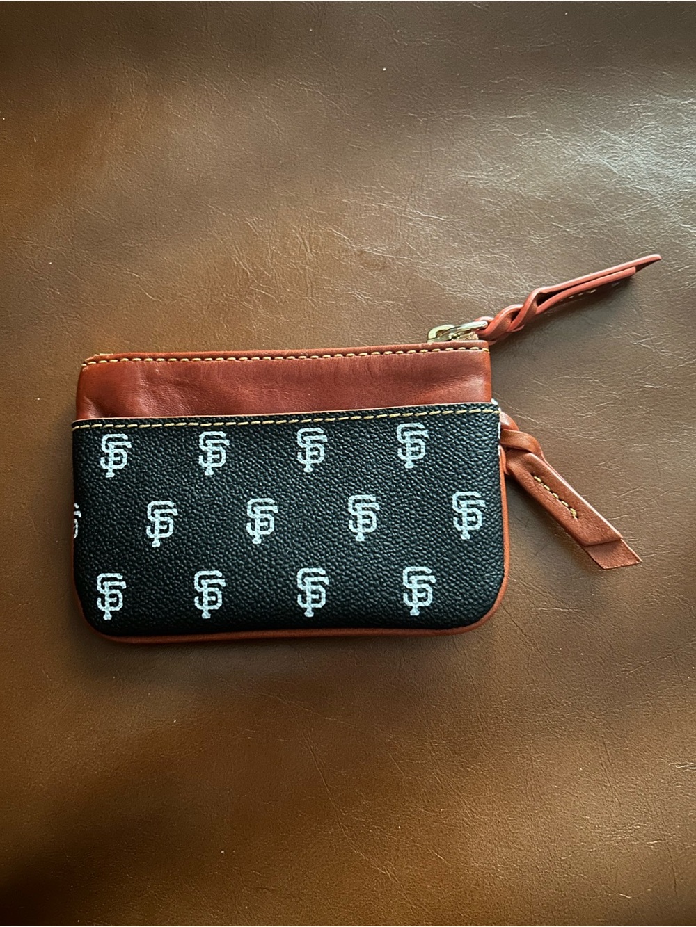 Dooney & Bourke San Francisco Giants Mini Purse - Picture 4 of 5